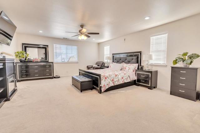2385 N Mountainside Drive, Los Banos CA: https://media.crmls.org/mediaz/fc956b29-a472-4fcf-8c70-51b4bcc2e4fc.jpg