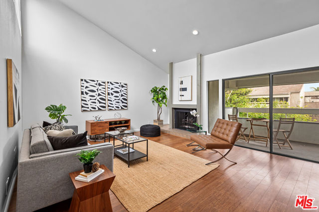 1887 Greenfield Avenue, Los Angeles CA: https://media.crmls.org/mediaz/fc95ac40-7da1-441a-9edb-7975428de4c1.jpg