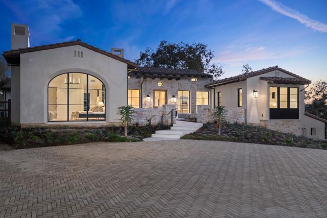 6323 Mimulus, Rancho Santa Fe CA: https://media.crmls.org/mediaz/fc960a61-40b1-4c18-8a8d-7deb1f7b27ce.jpg