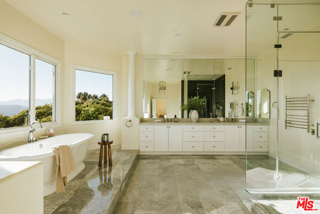 Drew Fenton | 16844 Calle De Sarah Pacific Palisades CA | MLS: 7448123