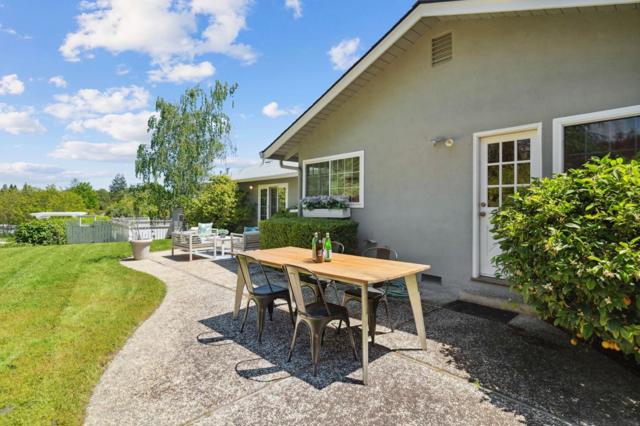18561 Arbolado Way, Saratoga CA: https://media.crmls.org/mediaz/fc96db24-5b95-4d6a-a209-f4c46fac8330.jpg