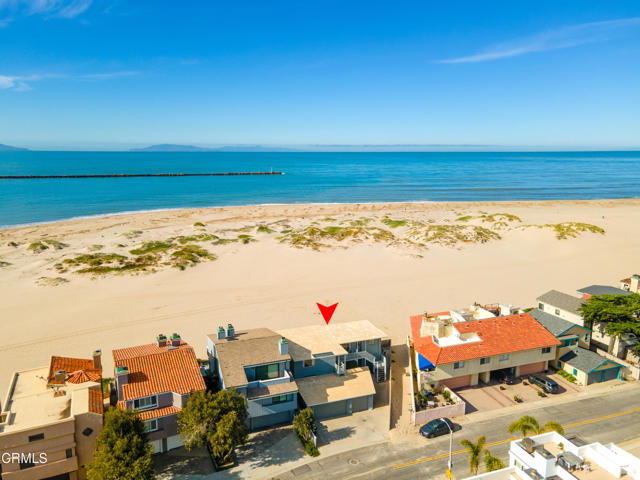 3289 Ocean Drive, Oxnard CA: https://media.crmls.org/mediaz/fc96df21-6b53-4480-a10c-6125e1b3861c.jpg