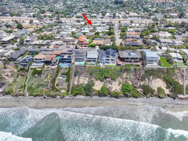 132 134 Phoebe St, Encinitas CA: https://media.crmls.org/mediaz/fc96fa91-1657-4ffb-be86-43de85bbcb3e.jpg