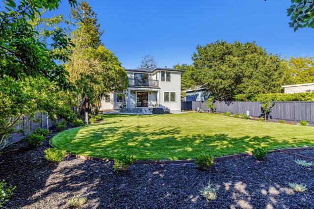 1066 Larch Avenue, Moraga CA: https://media.crmls.org/mediaz/fc9725e2-55f4-4df4-82d7-074988197978.jpg