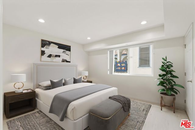 1409 N Hobart Boulevard, Los Angeles CA: https://media.crmls.org/mediaz/fc97ec8b-3179-4660-8507-074c9689fff9.jpg