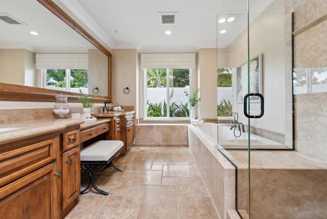 14351 Via Baroda, San Diego CA: https://media.crmls.org/mediaz/fc99779b-c5cb-468d-a3a5-6a9c20143050.jpg