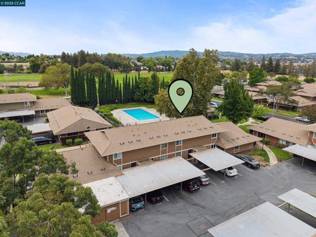2065 Olivera Rd, Concord CA: https://media.crmls.org/mediaz/fc99cea7-8d71-402c-b3d9-54f8ac7669af.jpg