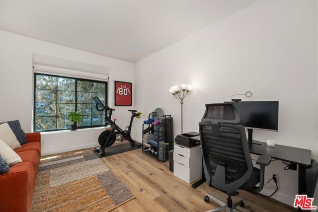 306 BORA BORA Way, Marina del Rey CA: https://media.crmls.org/mediaz/fc9a5895-f727-417e-99da-f273b0e0ed7a.jpg