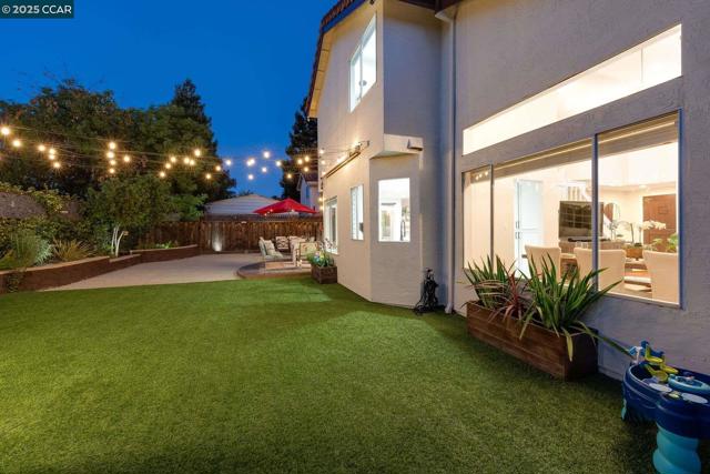 1021 Montclair Court, Livermore CA: https://media.crmls.org/mediaz/fc9b87b7-1f27-450f-aa94-5dd34418c2ca.jpg