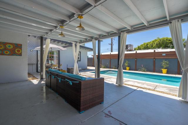 515 N Calle Marcus, Palm Springs CA: https://media.crmls.org/mediaz/fc9ba377-4759-4e54-a6a6-f8d31833b08d.jpg