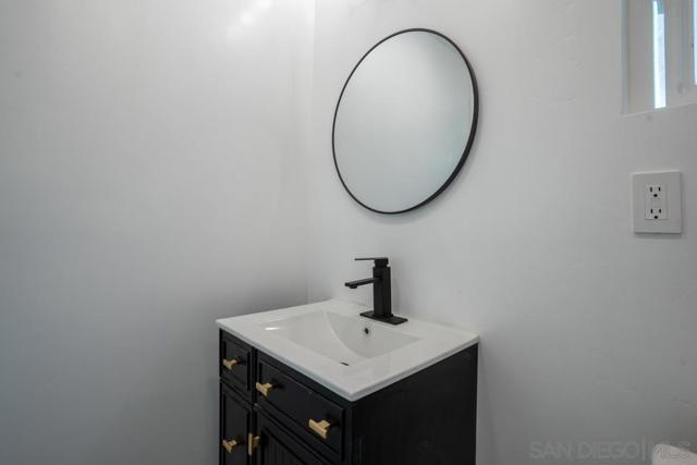 1610 Dumar Ave, El Cajon CA: https://media.crmls.org/mediaz/fc9c0698-9418-4d23-8edb-024d002cb693.jpg