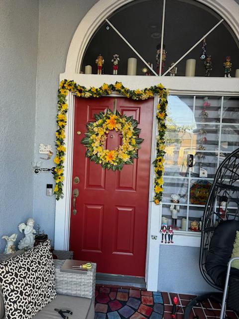 15 Twain Circle, Salinas CA: https://media.crmls.org/mediaz/fc9ccaa2-a0ef-45c9-bc38-852762ce742e.jpg