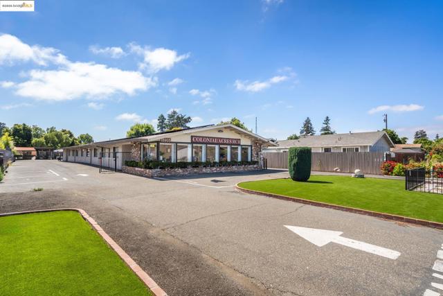 18905 Standish Ave, Hayward CA: https://media.crmls.org/mediaz/fc9dbfc0-5c86-4070-bf87-45ea442b3a7f.jpg
