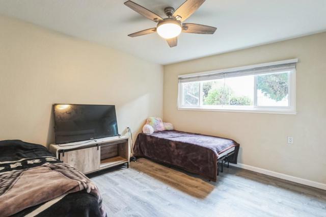 14225 Lora Drive, Los Gatos CA: https://media.crmls.org/mediaz/fc9e886e-31c6-4567-8134-d5921e2f16e7.jpg