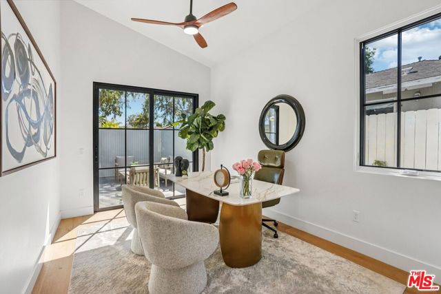 4034 Coolidge Avenue, Culver City CA: https://media.crmls.org/mediaz/fc9fc023-ce2d-4a4a-898a-e3d3463af94e.jpg