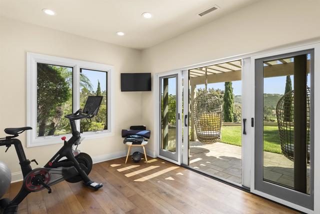 14619 Calle Carla, Rancho Santa Fe CA: https://media.crmls.org/mediaz/fc9fec81-ae63-448c-a73a-d67485c859c6.jpg