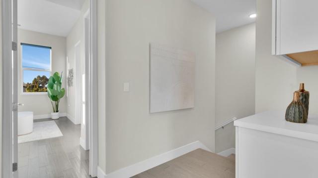 820 E Duane Avenue, Sunnyvale CA: https://media.crmls.org/mediaz/fca14e72-ec5a-45d7-8c9b-9775bb4c5a22.jpg