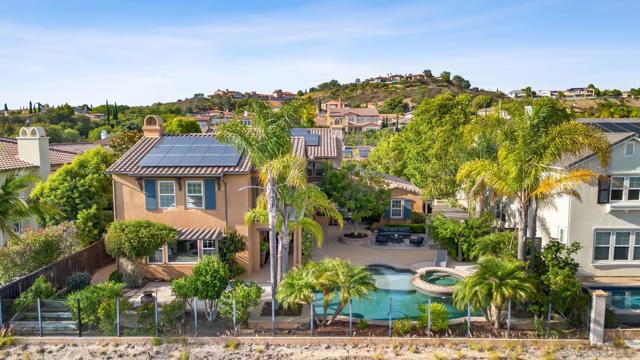 3219 Corte Paloma, Carlsbad CA: https://media.crmls.org/mediaz/fca1ef84-2b89-4662-b086-df34c1c4c17b.jpg