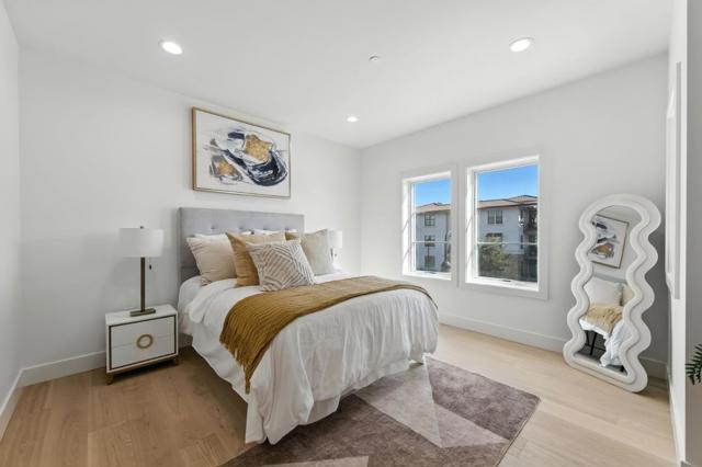 560 El Camino Real, San Carlos CA: https://media.crmls.org/mediaz/fca2f225-181b-4a3f-b42b-9c7776892f78.jpg
