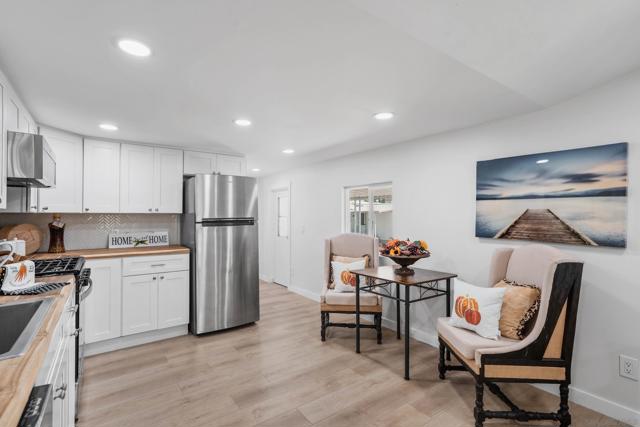 410 S First, El Cajon CA: https://media.crmls.org/mediaz/fca31421-2e91-4321-9d3e-6ab637f8a1eb.jpg