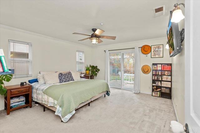 Image 15 of 35 For 933 Silverbrook Drive