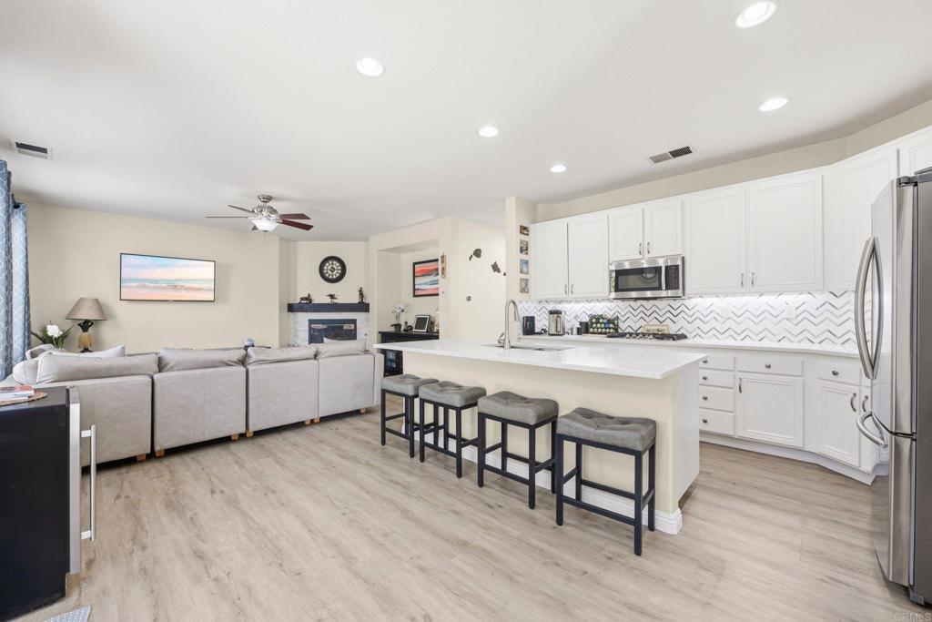 582 Chesterfield Circle - photo 9