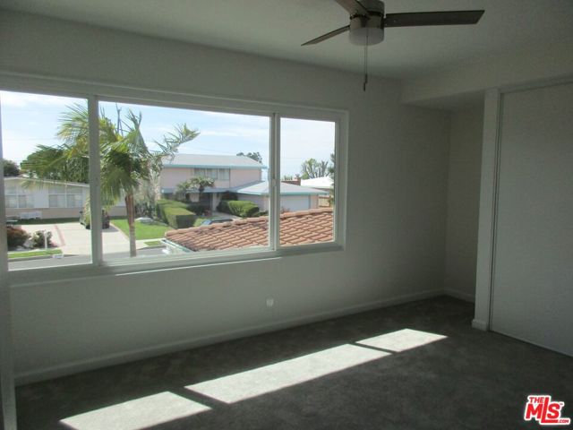 28436 Lomo Drive, Rancho Palos Verdes CA: https://media.crmls.org/mediaz/fca75a51-0d15-4d93-9032-180fc3065b80.jpg