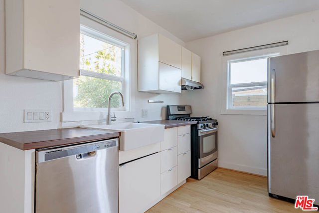 4307 Burns Avenue, Los Angeles CA: https://media.crmls.org/mediaz/fca7b73d-6cc8-4c10-a9a7-edf193a5d912.jpg