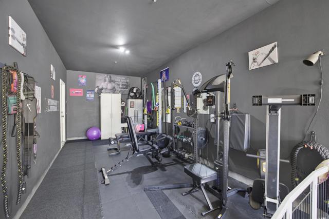 10576 Pinion Trl, Escondido CA: https://media.crmls.org/mediaz/fca88f02-2203-4107-89d9-a60ce312c04f.jpg