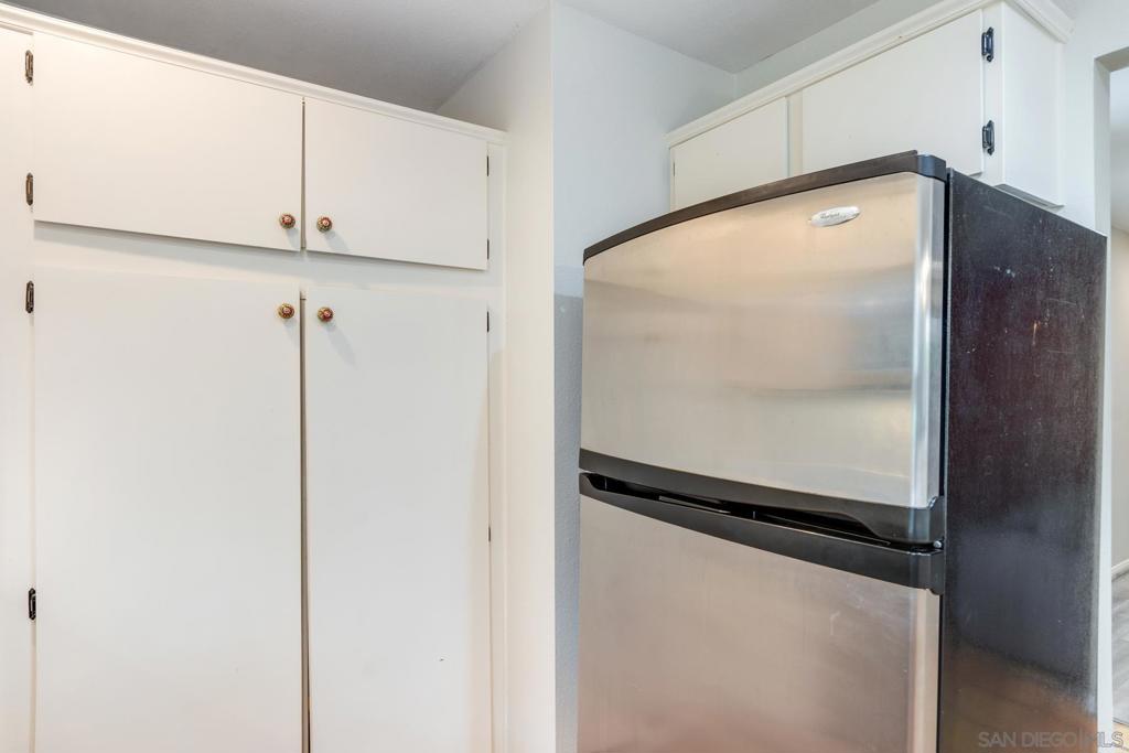 MLS #250040222SD image #9