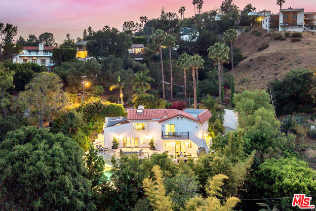 2216 E Live Oak Drive Los Angeles, CA 90068