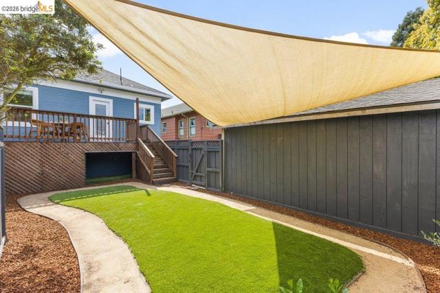 Image 36 of 52 For 1072 57th St