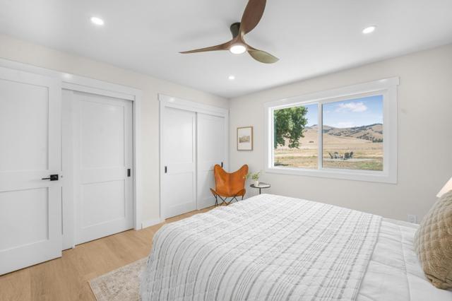 461 Morada Lane, Hollister CA: https://media.crmls.org/mediaz/fcae68a9-a92d-49d5-a6e3-97902e1bb073.jpg