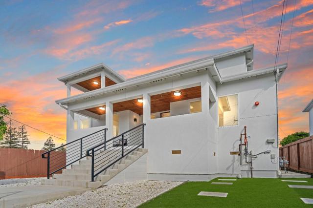 3807 Madrone Avenue, Oakland CA: https://media.crmls.org/mediaz/fcafb15b-86b5-41f9-9b15-9256ca7d3f2e.jpg