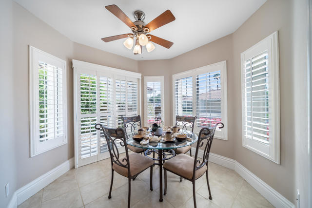 43512 Via Magellan Drive, Palm Desert CA: https://media.crmls.org/mediaz/fcb06081-fd21-4385-808a-0cc437bde1a1.jpg