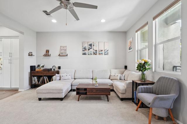 219 Antoni Gln, Escondido CA: https://media.crmls.org/mediaz/fcb29bfd-4563-494d-8dac-ef9b5802ef75.jpg