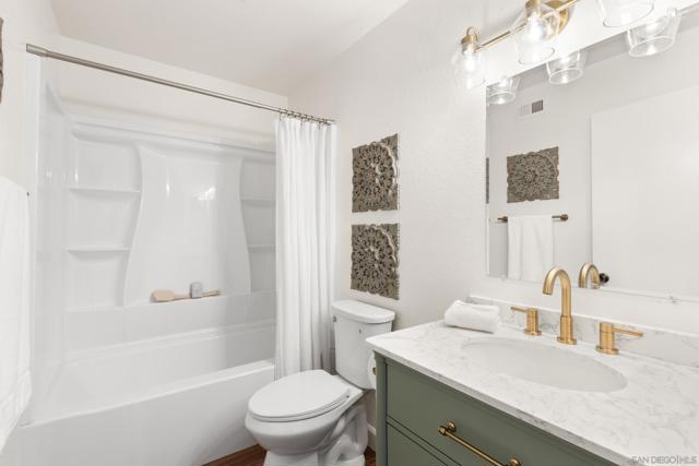 Image 22 of 37 For 863 Violet Ct