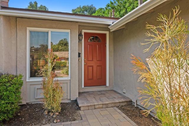 Detail Gallery Image 6 of 38 For 12940 Calle De Las Rosas, San Diego,  CA 92129 - 4 Beds | 2 Baths