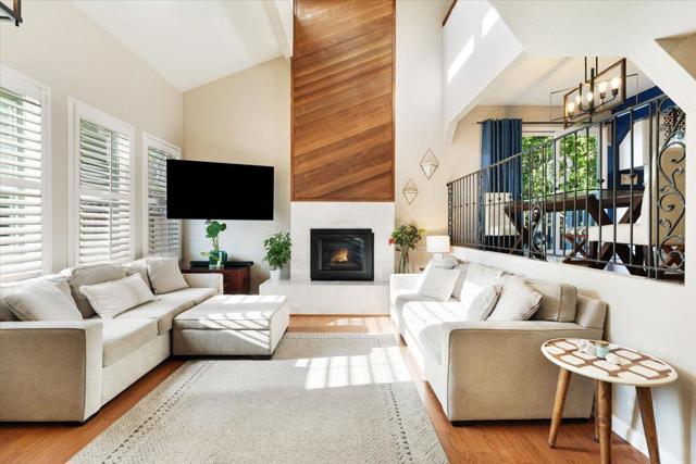 2127 Penasquitas Drive, Aptos CA: https://media.crmls.org/mediaz/fcb72e6c-5875-41a5-8b0f-2257f8006f7c.jpg