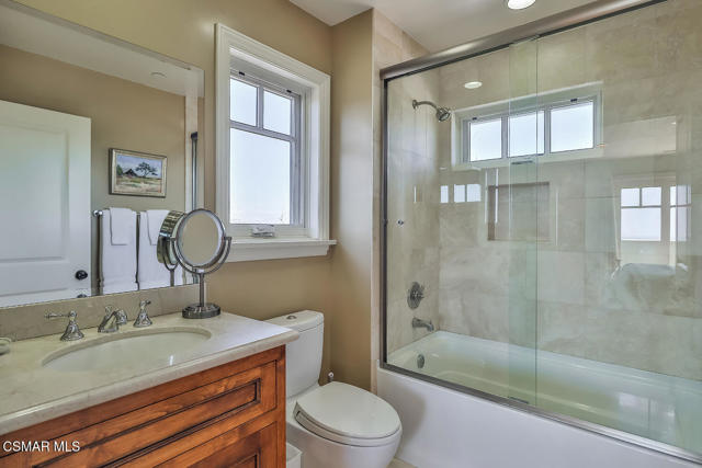 10255 Presilla Road, Santa Rosa CA: https://media.crmls.org/mediaz/fcba3401-976d-44d5-a7ed-3cf0183cee33.jpg