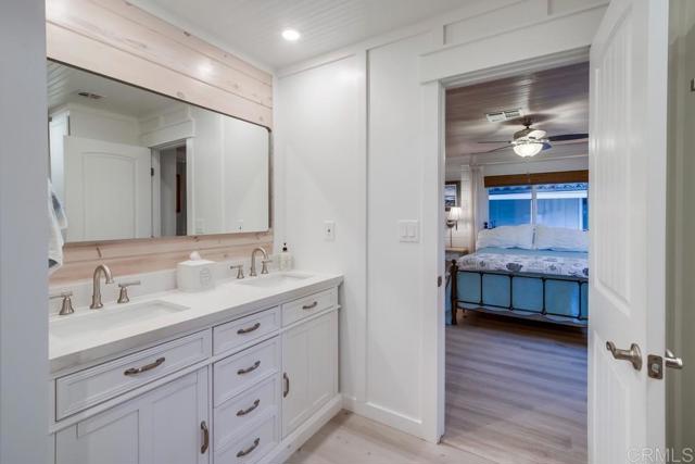 276 N El Camino Real, Oceanside CA: https://media.crmls.org/mediaz/fcbcb300-db5a-43c7-8c2d-ca91a074ac22.jpg