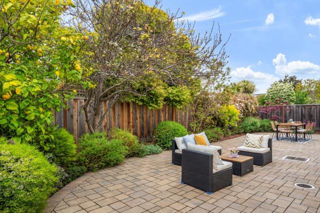 1394 Marlin Avenue, Foster City CA: https://media.crmls.org/mediaz/fcbcbb29-e70a-4fa5-8c54-917e2138bb6c.jpg