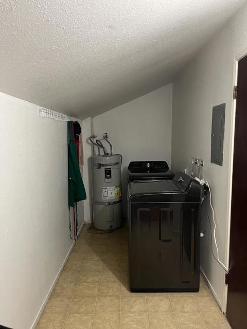 201 Rio Vista Drive, King City CA: https://media.crmls.org/mediaz/fcbd4366-b818-499b-9a96-0e7554998b8d.jpg