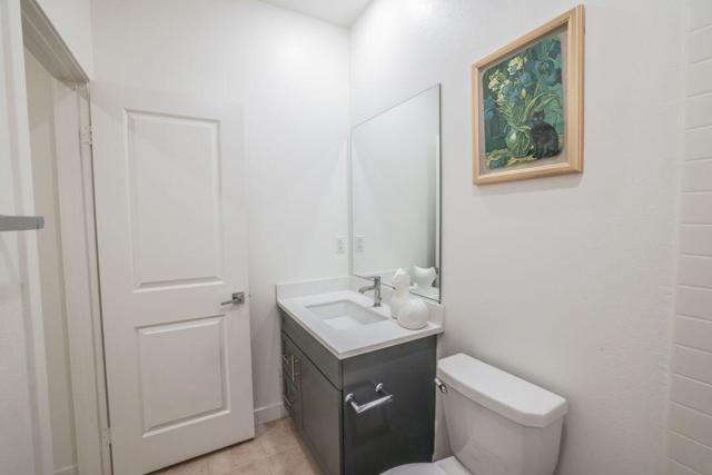 Image 26 of 30 For 35425 Domani Drive