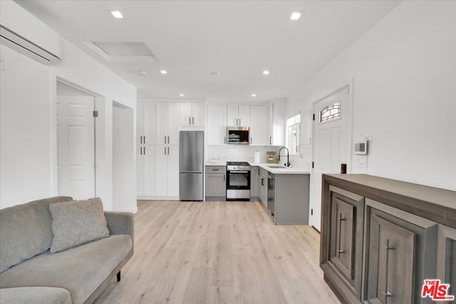 14642 Runnymede Street, Van Nuys CA: https://media.crmls.org/mediaz/fcbd5cdd-4776-41ae-8725-2434173c43bf.jpg
