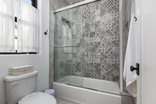 328 AMY WAY, Alpine CA: https://media.crmls.org/mediaz/fcbdac49-f31f-40e4-b6e9-5eba40e1f175.jpg