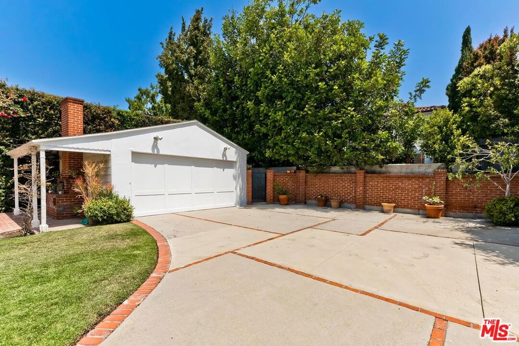 MLS #26867417 image #44