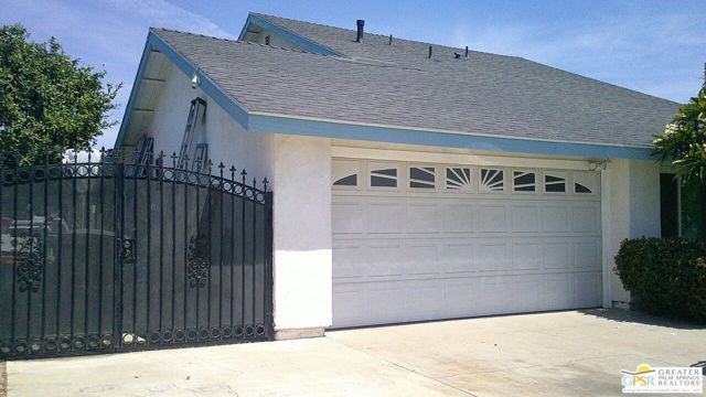 12689 Cypress Avenue, Chino CA: https://media.crmls.org/mediaz/fcbfabf1-7e8b-4ea5-8255-6a36c2cf7f5a.jpg