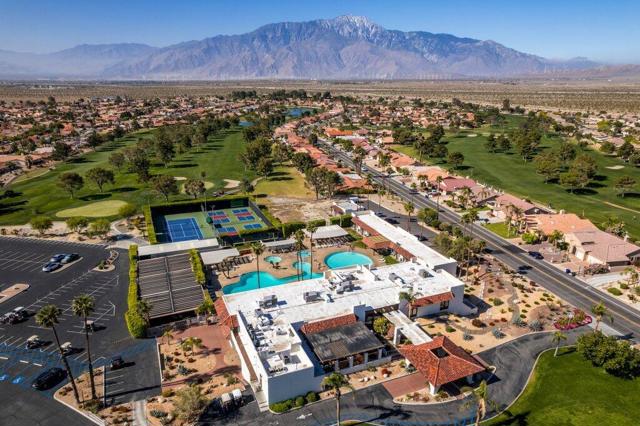 9282 Silver Star Avenue, Desert Hot Springs CA: https://media.crmls.org/mediaz/fcbffdfe-7440-408d-9c4d-1b35e890c6e7.jpg