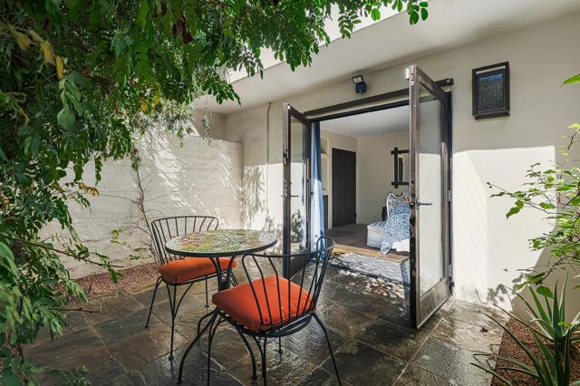 600 S La Mirada Road, Palm Springs CA: https://media.crmls.org/mediaz/fcc20d27-339b-460f-b21d-d06c26d12783.jpg